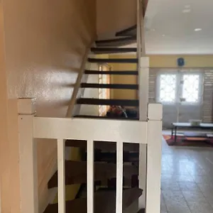 Finest Renfrew Place 4-12 Renfrew Rd 2 Bedroom 2 Bat # 15 New Kinston Jamaica , Kingston Jamaica